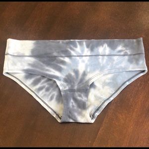 Pink Victoria’s Secret Low rise Hipster medium